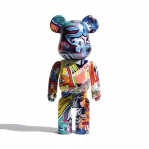 פסל דקורטיבי בעיצוב גרפיטי – דמות דובי אומנותית 10 ס"מ