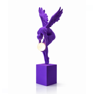 פסל דקורטיבי מלאך עם כדור אור (גבה 132 ס"מ)