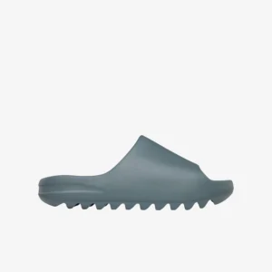 YEEZY SLIDE